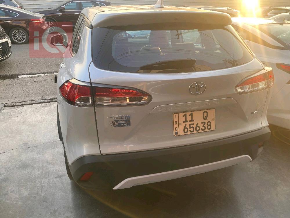 تۆیۆتا کۆرۆلا کرۆس